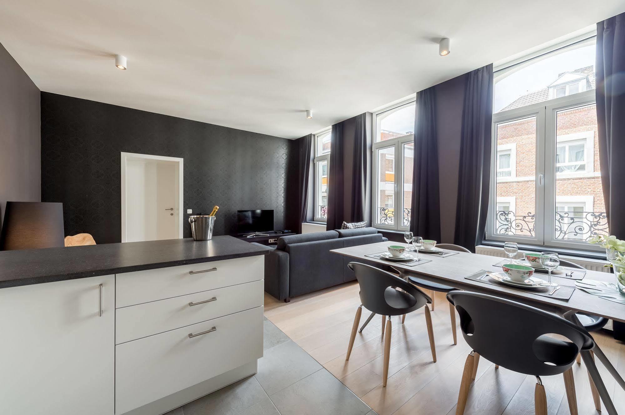 Smartflats Design - Cathedrale Apartment Liège Exterior foto